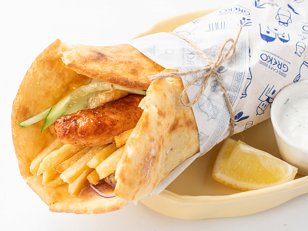 Гирос с кебабом из креветок